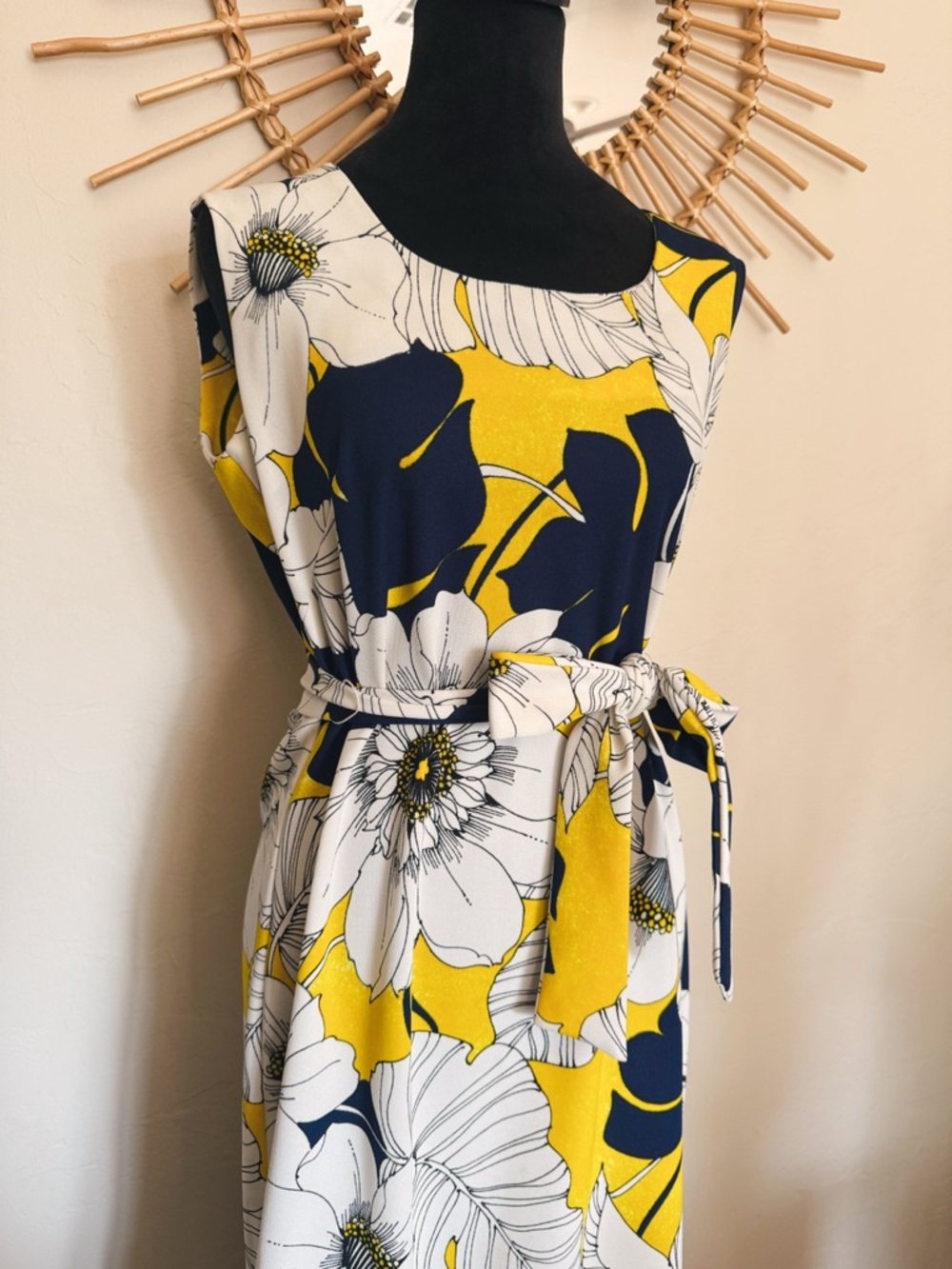 1970s Sleeveless Floral Midi Dress in Yellow, Navy & White